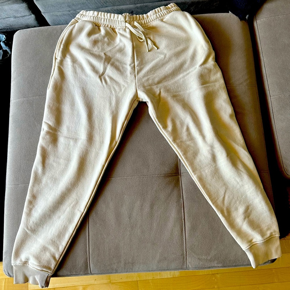 Zara Sweatpants Large- Cuffed Bottom Joggers with pockets in front and back. Tan